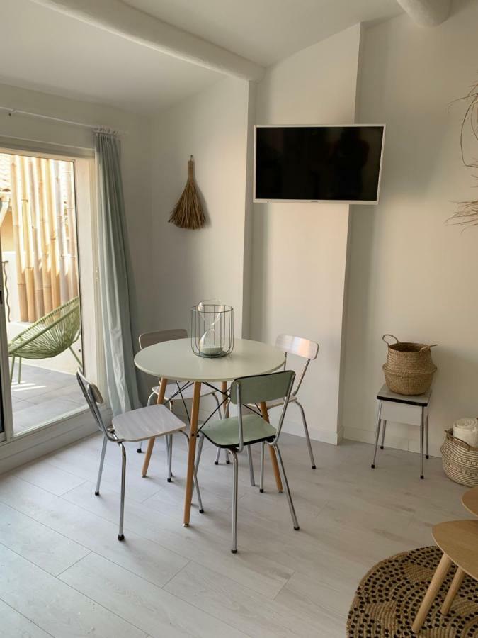 Carloo Soohome Marseille Exterior photo